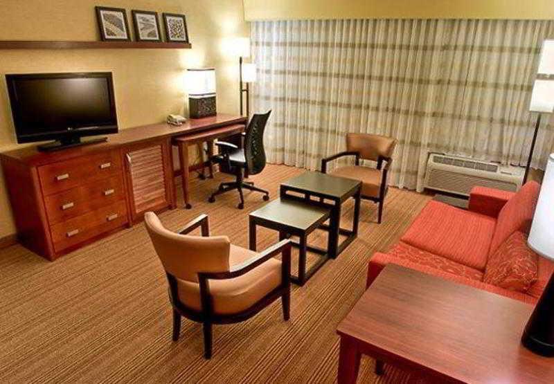 Hotel Courtyard By Marriott Bloomington Normal Zimmer foto